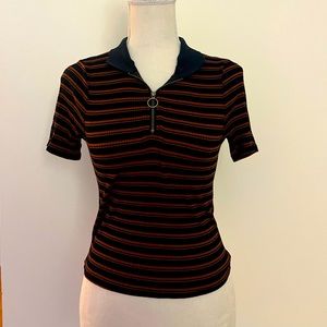Striped and collared T shirt with a pull zipper